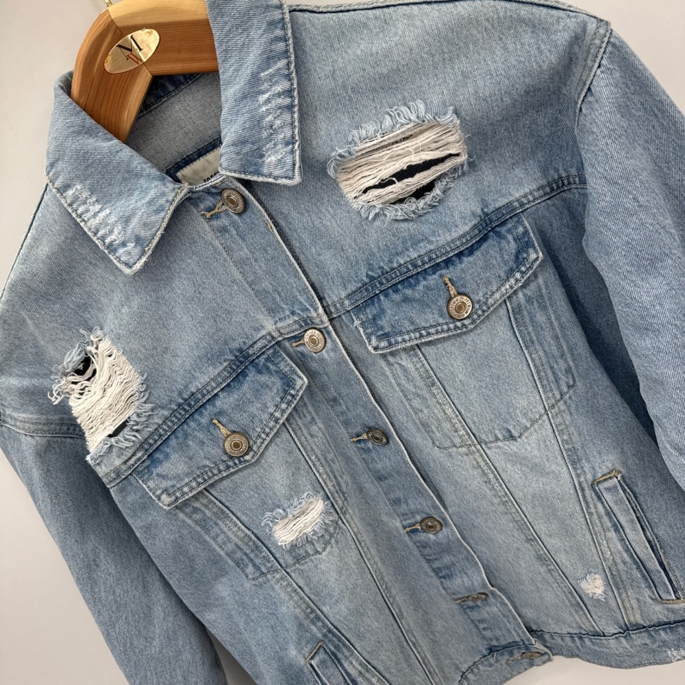 Forever‎ 21 Denim Jacket Women S Light Wash Distressed Ripped Jean Jacket